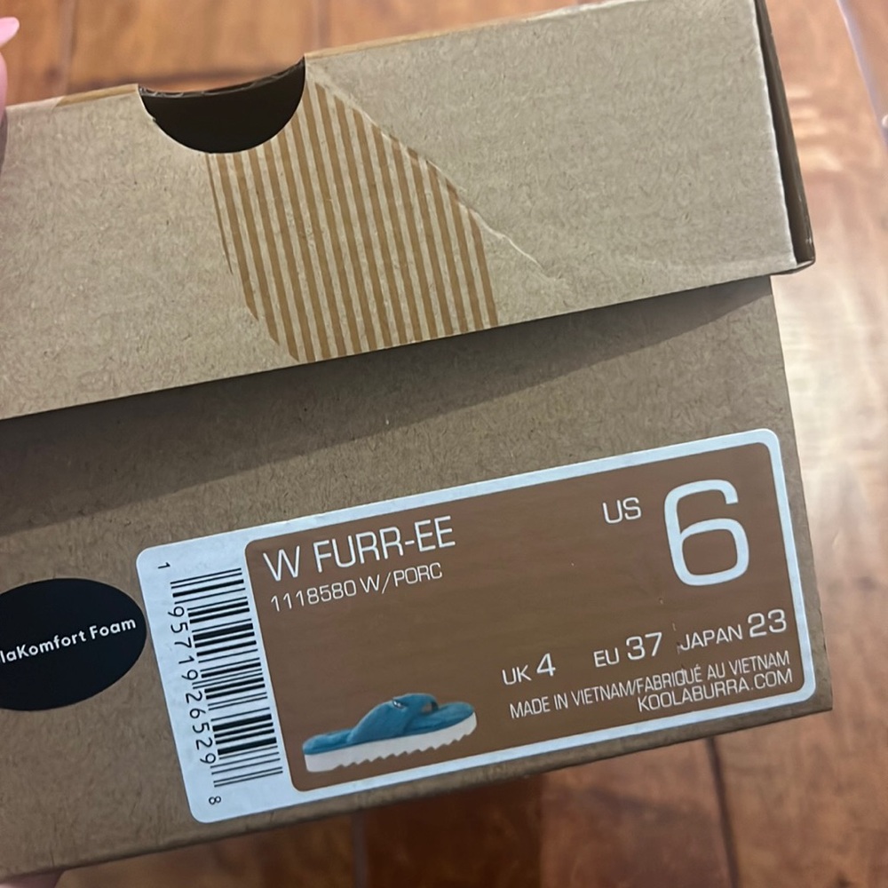 KOOLABURRA BY UGG Women's Furr-ee Sandals - Picture 3 of 4